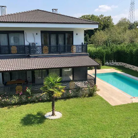 Villa Bahar *